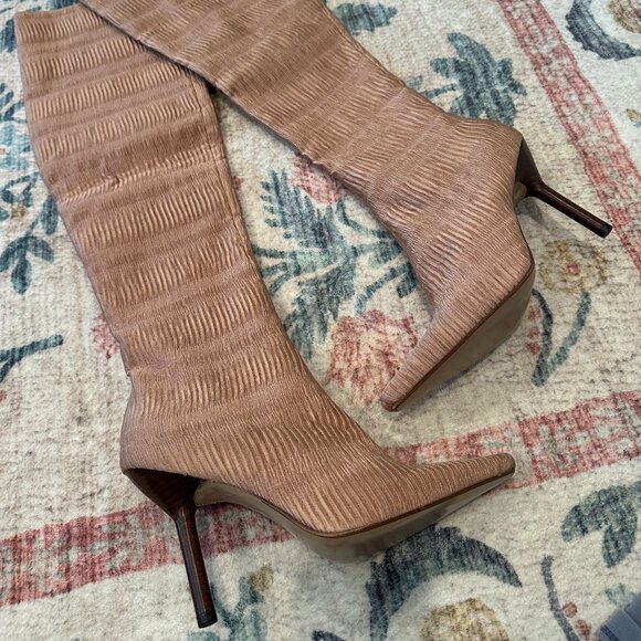 Vintage Gucci A/W 1999 Pink Silk Pleated Thigh High boots (38) - Picture 3 of 6